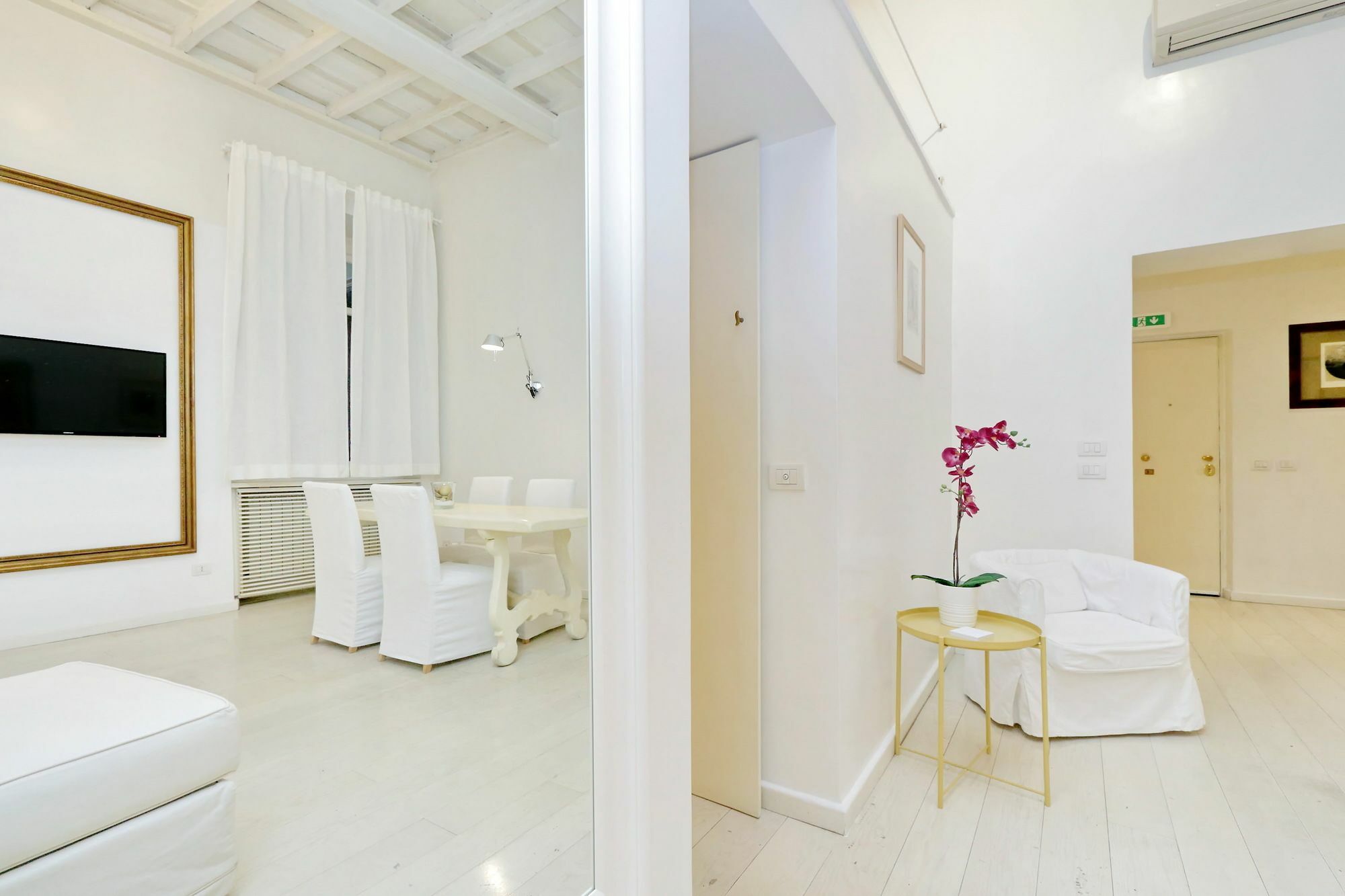 Triton Place Roma Exterior foto